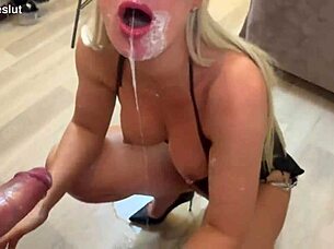 Crazywifeslut goes wild on a date with huge anal fisting, full video out now.