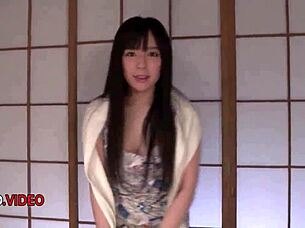 Teen Ruka Kanae gives amateur blowjob before intense fingering.