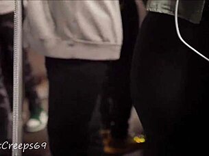 bubble butt candid getting creeped on during concert