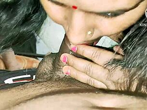 Desi moms fuck in kitchen