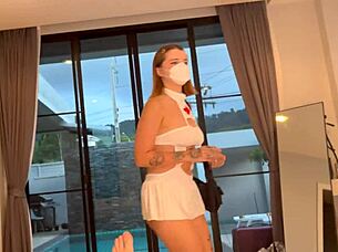 Luscious teen nurse took my sperm analysis