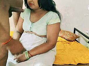 Desi moms fuck in kitchen