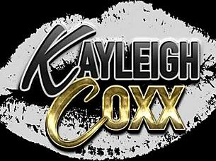 Blonde Milf Dee Williams Takes TS Dick