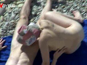 Beach Voyeur Spots Juicy Ass Girl Getting Creampied?