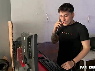 Hermosa Eva Fay Gets Fucked and Swallows Cum 😈