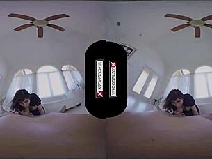 Bioshock cosplay gamer girl in vr adventure