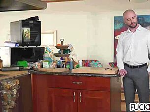 tiny fairy fucks big cock 😍