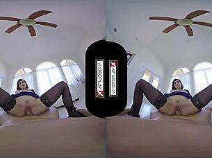 Bioshock cosplay gamer girl in vr adventure