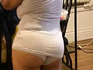 Anna Maria Mature Latina Enjoys Her Favorite Activities!