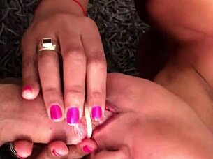 Pantyhose show and intense fuck in nylon leggings