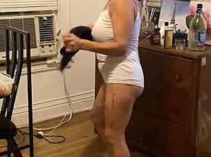 Anna Maria Mature Latina Enjoys Her Favorite Activities!