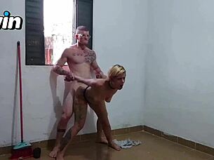 Safado me comeu durante a faxina