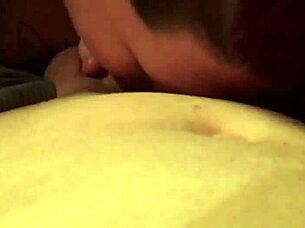 bbw gives blowjob to shemale