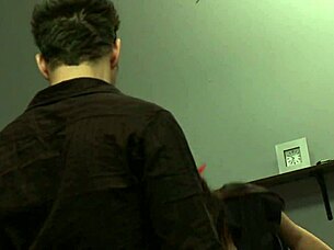 Gianna michaels gets her pussy fucked hard.