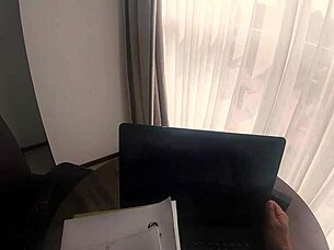 malefikas jefe se folla la secretaria 😈