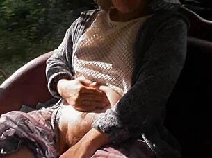 I saw a hairy mature woman flashing her upskirt on the carriage