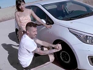 Michy perez and kevin white in roadside quickie