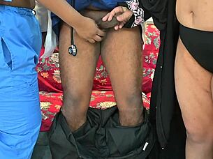 Doctor SATISFYING his DICK with nurse and muslim patient lady in hospital