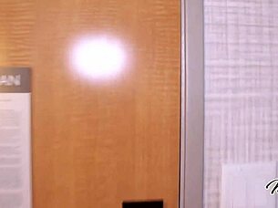 foot delivery tommy utah fucks maxine x no tip