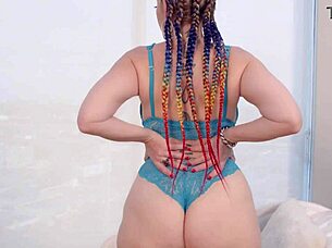 Hey, mature milf sar4 jay drills her big pussy with dildo