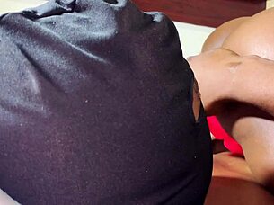 69 eating pussy and vibrator on clit until squirt.