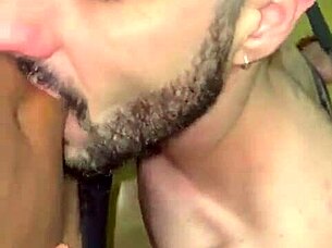 Quem Gosta de Chupar um Pau Musculoso no Casting?