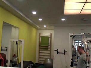 hunt4k linda sweet loves sports money and sex for cash?