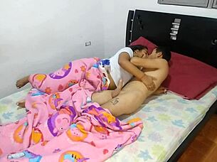 Mi Hermanastro Me Follo En Su Habitacion Justo Al Lado De Las De Nuestros Padrastros