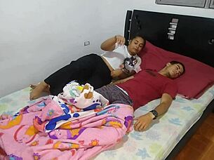 Mi Hermanastro Me Follo En Su Habitacion Justo Al Lado De Las De Nuestros Padrastros