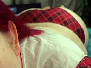 chubby tranny shakes her booty, twerks and fucks dildo in closeup 😍