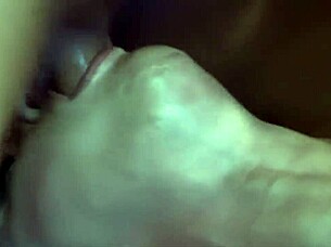 Does hannah harper love raw anal?