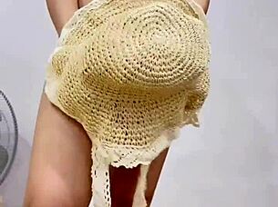 unboxing this teen's tight pussy outdoors 😍