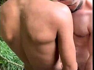 Quem Gosta de Chupar um Pau Musculoso no Casting?