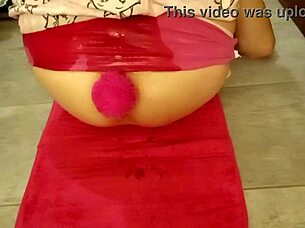 crazy girl pees in panties and wets herself non-stop
