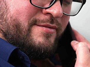 belly enjoys first squirting orgasm with sam frost