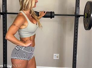 i'm a hotwife seducing my personal trainer, giving him a sloppy blowjob and squirting on his monster cock