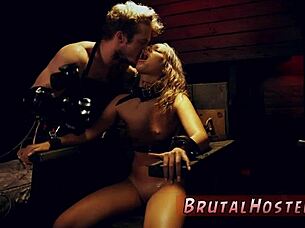 milf seducing a teen in a threesome, that brazilian ass is so sexy 😏