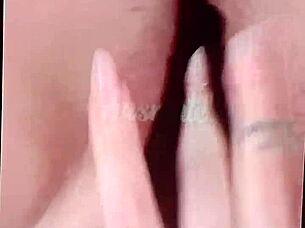 leslie sepulveda is such a hot little whore with masturbation