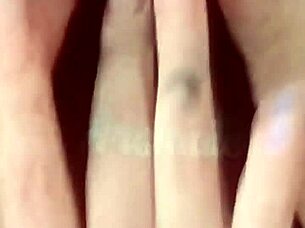 leslie sepulveda is such a hot little whore with masturbation