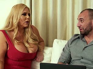 Bootylicious Karen Fisher Gets Thrilled