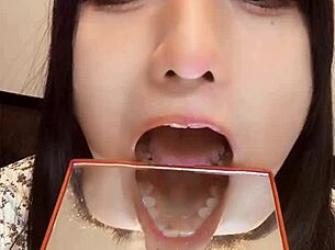 Short video for tooth fetish featuring beautiful japanese ladyboy masturbation