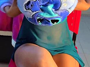 stepsister moans during pussy licking