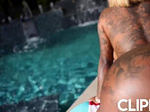 twerking and fucking isiah maxwell's big cock