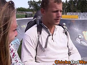 hairy aussie girlfriend gets creampied in hd reality video