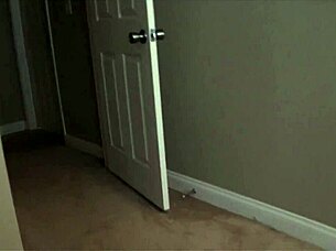 Tinder date turns into wild fucking.