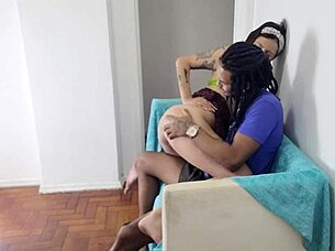 safada carioca dar no sof� na casa da irm� joao o safado