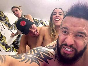 My college friends wanted an orgy at home, everyone fucked and came in ass and pussy, so delicious 😋