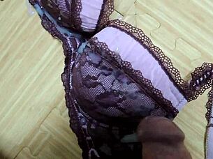 Narrative of cumshot on step sister's pink leopard print bra with black lingerie