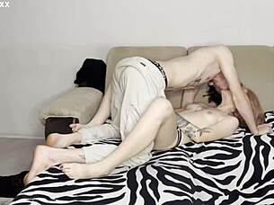 face fucking and facesitting with a teen girlfriend instead of regular fucking during fertile days