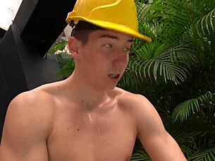 tease me with your cock while i cross my legs tight 😈